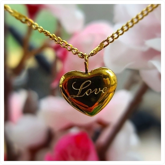 Gold Heart Pendant Necklace Charm 18" Holiday Gift Special Occasion Graduation - Picture 1 of 5